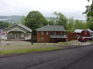 148 S Monroe St, Watkins Glen, NY