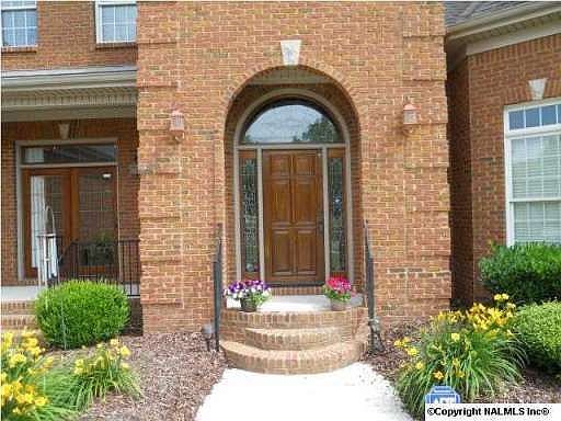 2nd image of 3100 Brook Park Dr SE