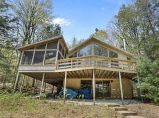 335 Lakeshore Dr, Sandisfield, MA 01255