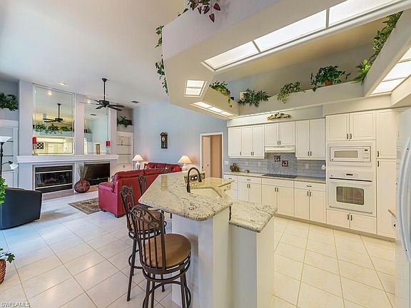 5th image of 28487 Del Lago Way