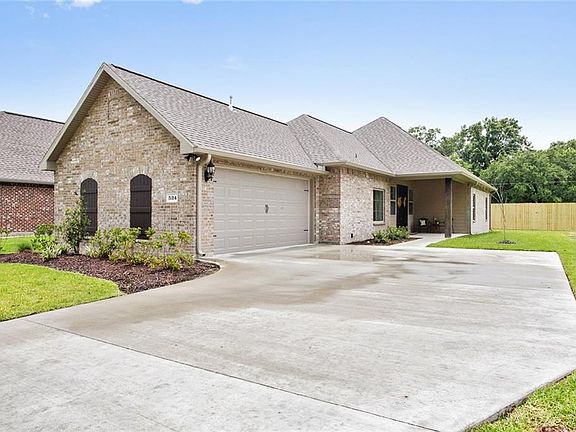 2nd image of 524 Sheila Dr