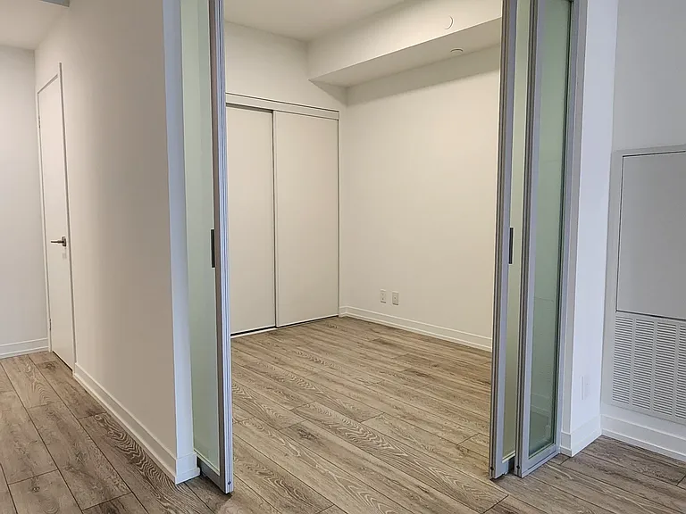 2020 Bathurst St #536 — Photo 9