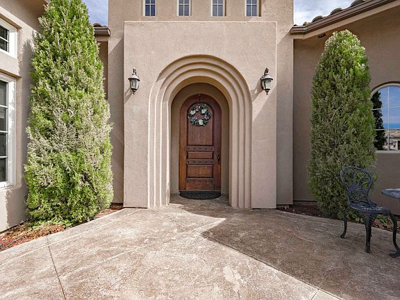 4th image of 723 W 1600 North Cir