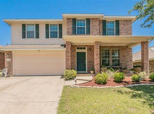 10524 Lipan Trl, Fort Worth, TX 76108