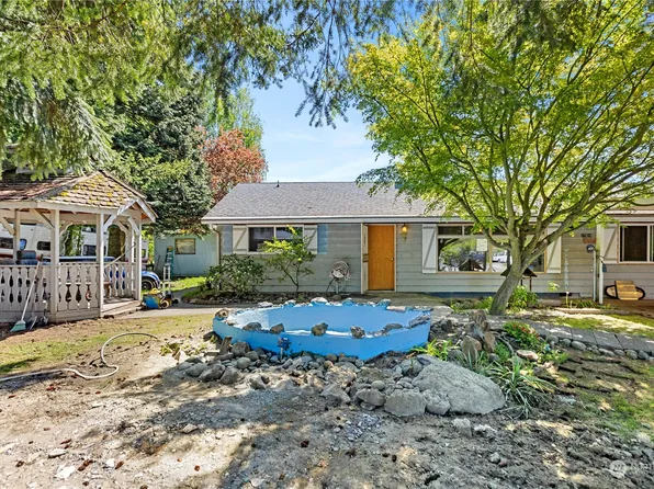 17016 Des Moines Memorial Drive, Burien, WA 98148