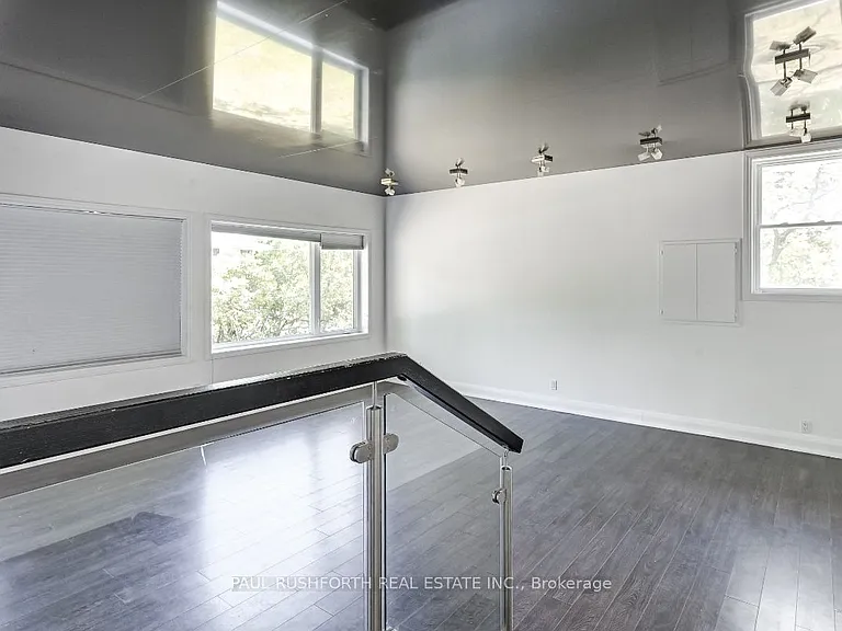 10 Cedar Rd — Photo 18