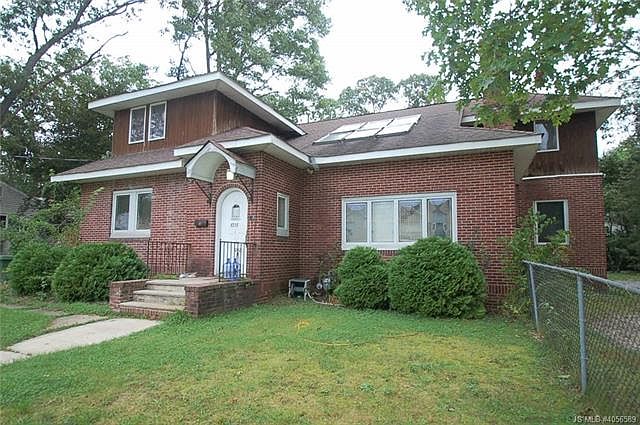 1st image of 1215 Clifton Ave