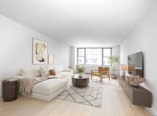 166 E 34th St #1408, New York, NY 10016