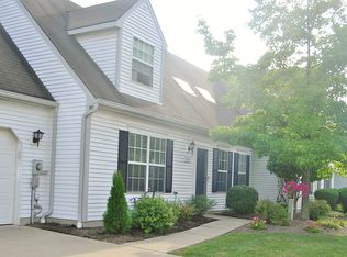 19513 Lymans Ln #54, Strongsville, OH