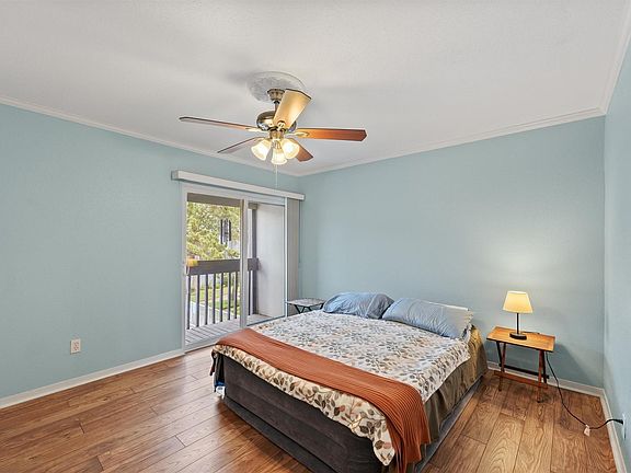5th image of 5050 Glenmont Dr #F5