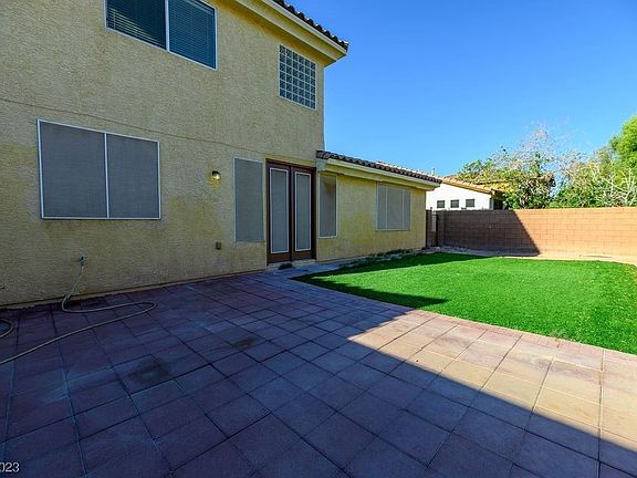 4th image of 7403 Atacama Ave