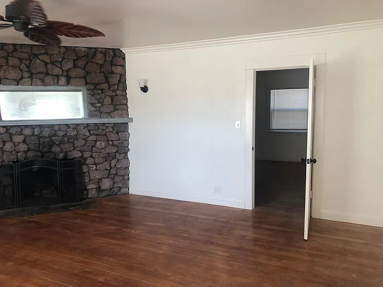 545 Euclid Ave — Photo 13