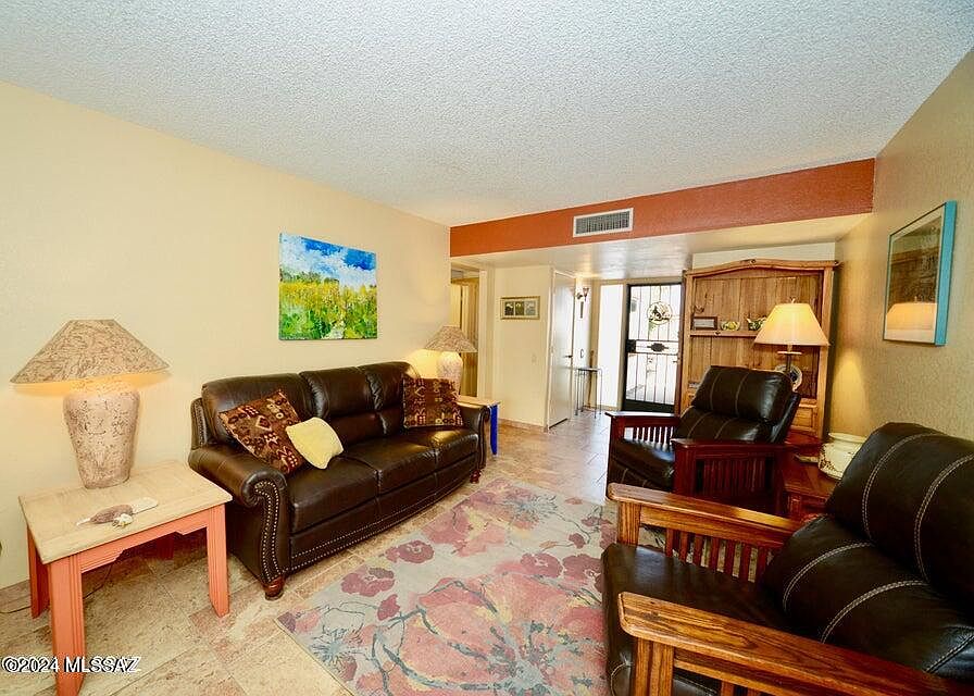 1st image of 1356 S Desert Meadows Cir