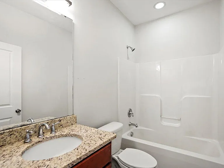 3636 Tower Dr — Photo 21