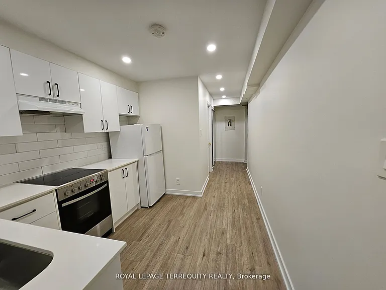 450 Arlington Ave #7 — Photo 8