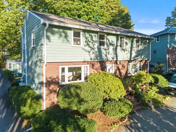 40 Buckman St, Woburn, MA 01801