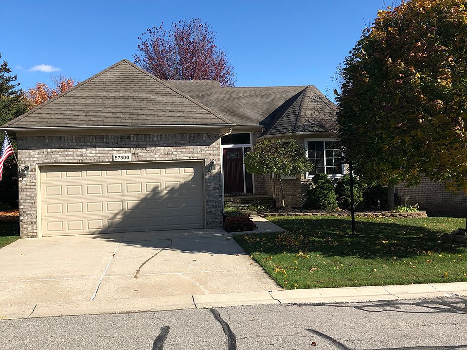 1st image of 57300 Copper Creek Dr W