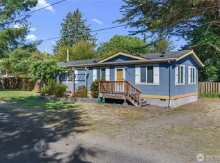 26702 Dell St, Ocean Park, WA 98640
