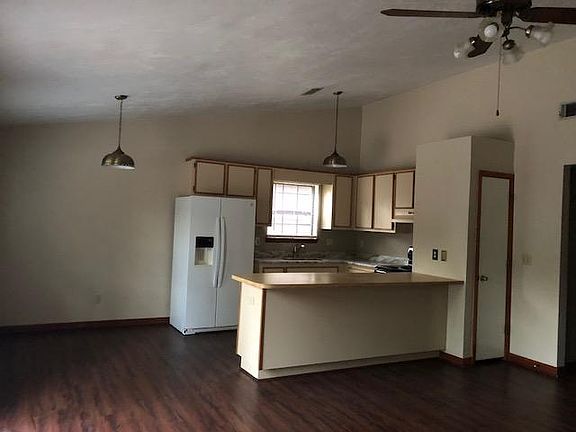 4th image of 2330 Hartsfield Way