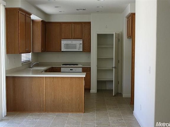 2nd image of 5318 Cliff House Way