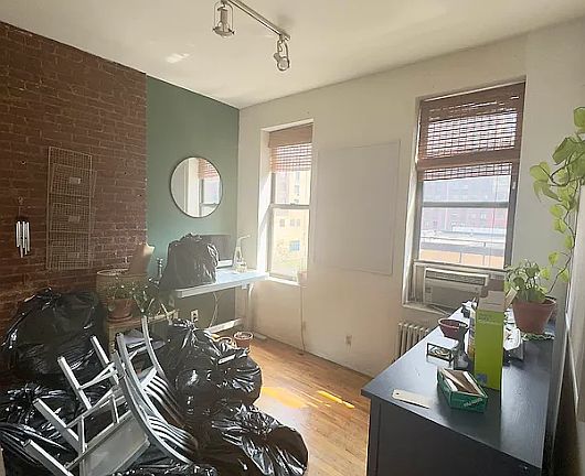 5th image of 453 W 46th St APT 3c