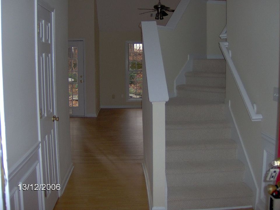 1st image of 905 Twin Brook Ct