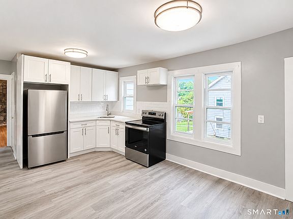 4th image of 118 High St #2