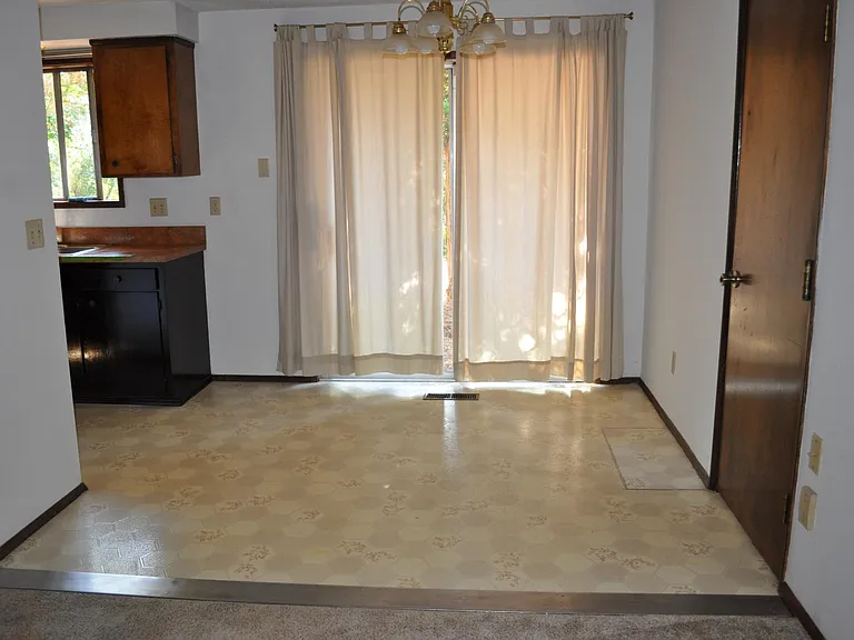 3215 NE Lancaster St — Photo 3