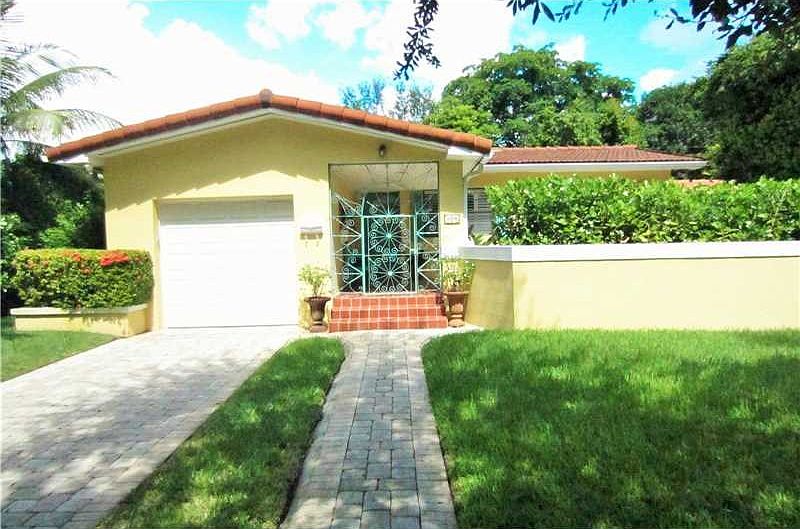 1st image of 1519 Zoreta Ave