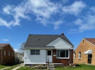 22853 Schroeder Ave, Eastpointe, MI 48021