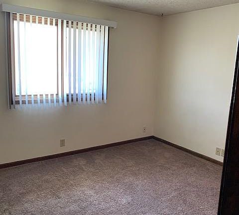 5th image of 245 S 48th St #4