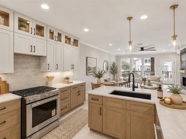 12350 Pebble View Dr, Conroe, TX 77304