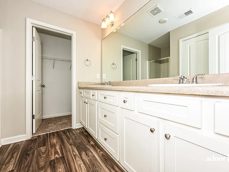 404 Rankin Cir — Photo 7