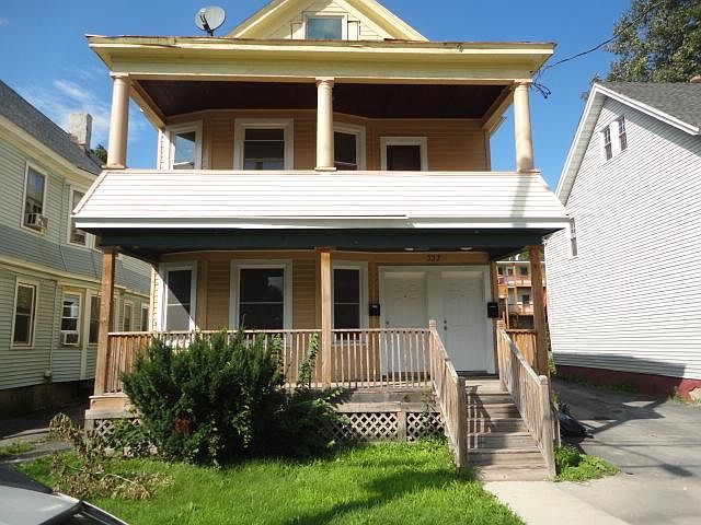 1st image of 337 Myrtle Ave #1