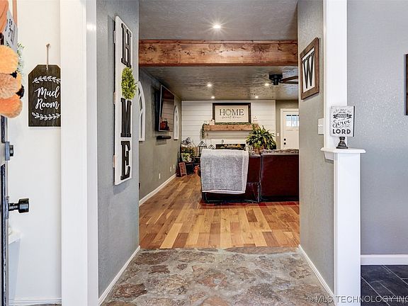 4th image of 1509 N Florence Pl