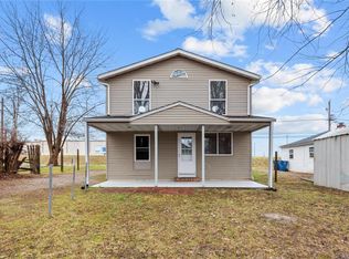 1035 Oakwood Ave, Alton, IL 62002