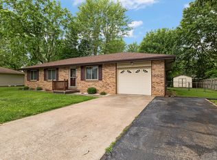 205 S Cottonwood Ave, Republic, MO 65738