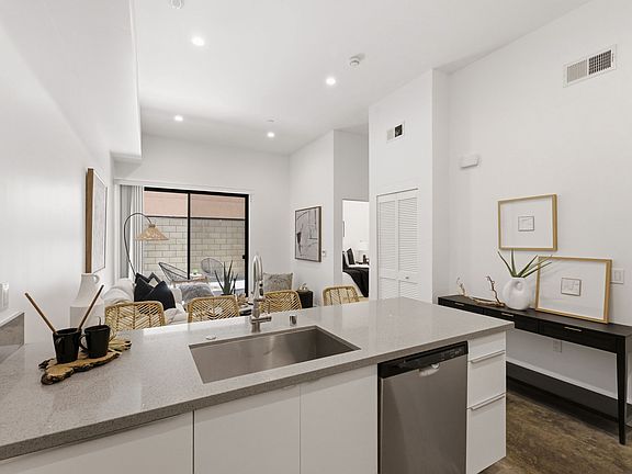 2nd image of 4021 Georgia St APT 5