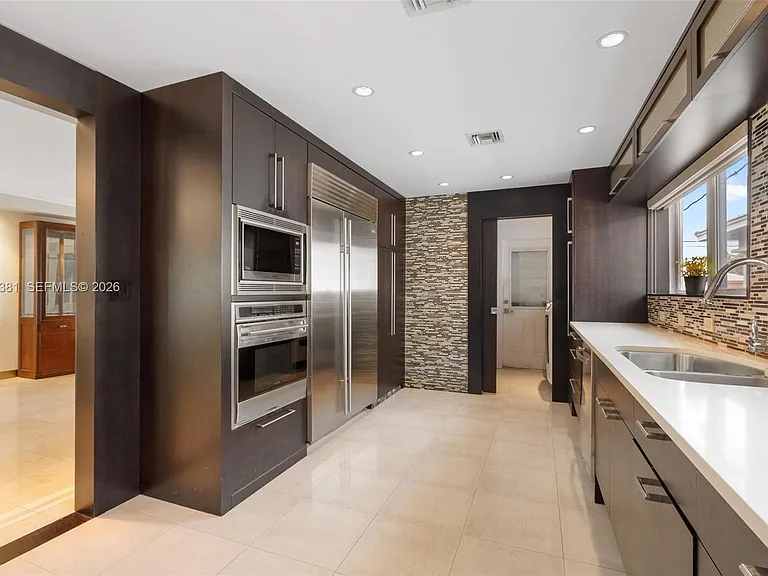 9141 Abbott Ave — Photo 12