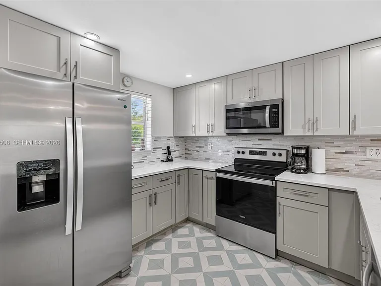 1541 S Ocean Blvd #204 — Photo 6