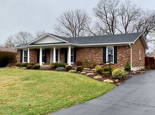 306 Brentford Ct, Douglass Hills, KY