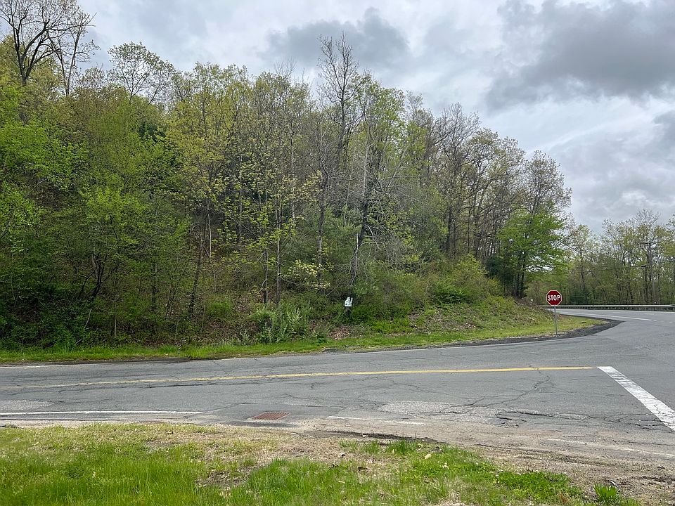 1st image of 34 Old Warren Rd