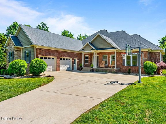 2nd image of 2907 Darby Creek Dr