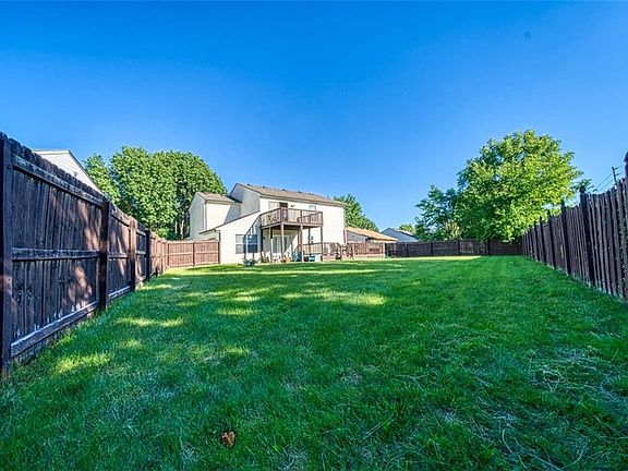 4th image of 4060 Waterfield Dr