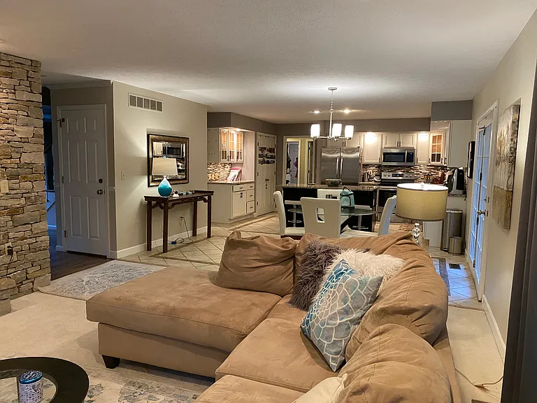2206 E Autumn Dr — Photo 21