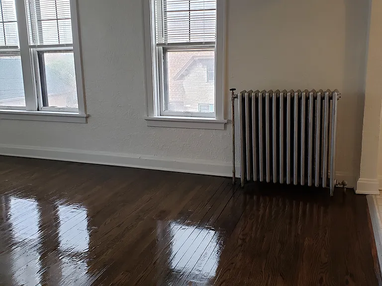3227 W Lincoln Ave — Photo 16