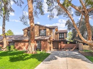 968 Pinehurst Dr, Winchester, NV 89109