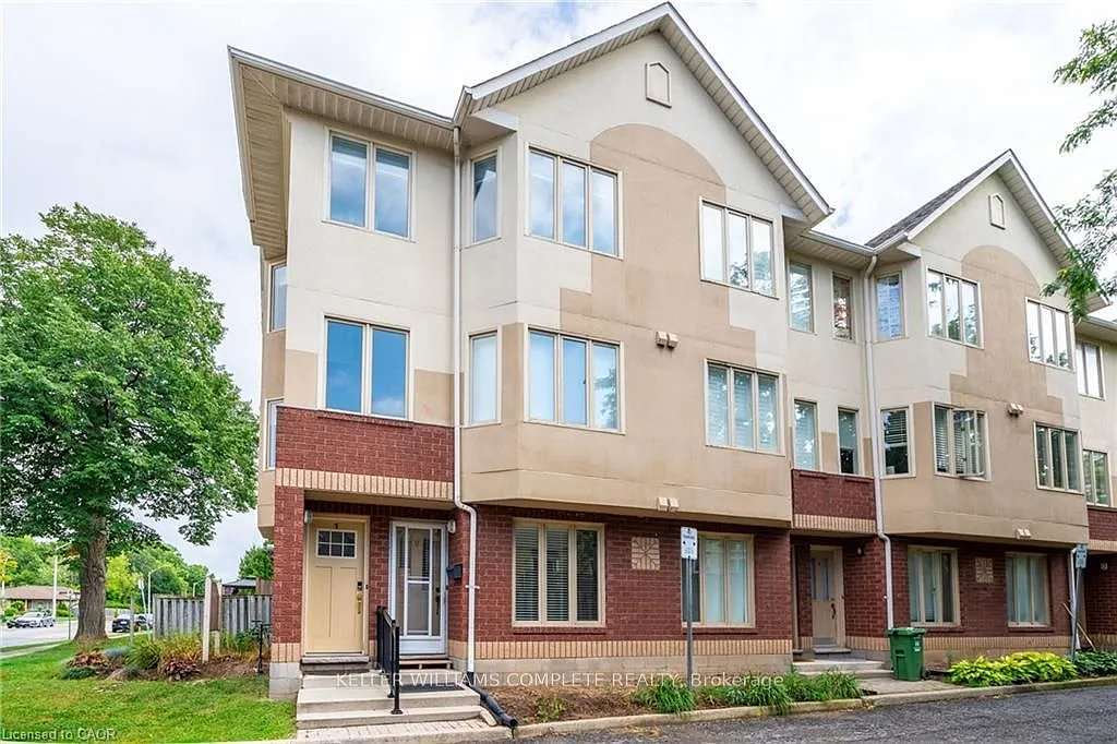 2 bed, $2,500 — Photo 1