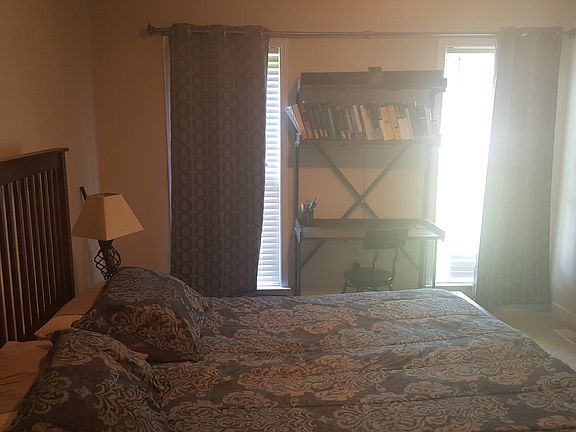 2nd image of 1216 Belmont Circle Dr