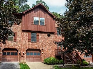 148 Old English Rd, Pittsburgh, PA 15237